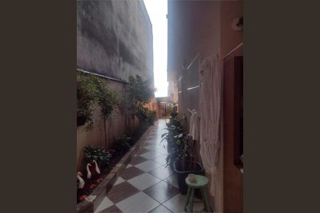 Casa à venda com 4 quartos, 231m² em Parque Santa Madalena, São Paulo