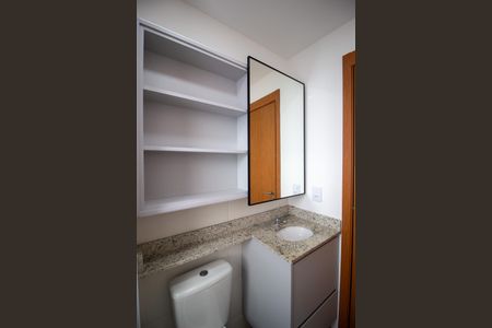 Apartamento para alugar com 55m², 2 quartos e 1 vaga Apartamento para alugar com 55m², 2 quartos e 1 vagaBanheiro da Suíte