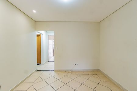 Sala de casa para alugar com 2 quartos, 119m² em Vila Santo Estefano, São Paulo