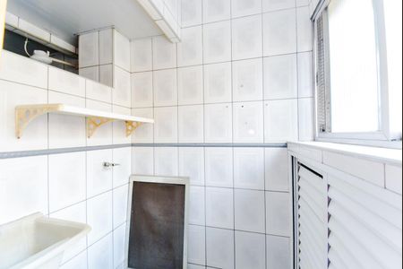 Apartamento para alugar com 68m², 3 quartos e 1 vagaÁrea de Serviço