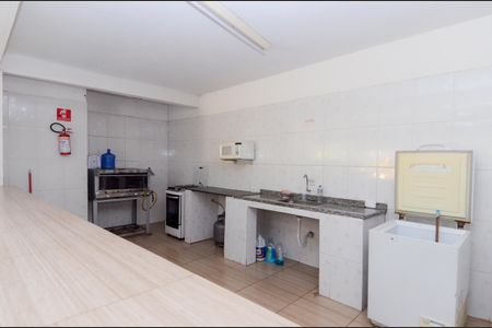 Apartamento para alugar com 68m², 3 quartos e 1 vagaÁrea comum - Salão de festas