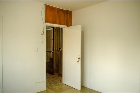 Casa para alugar com 3 quartos, 90m² em Setor Leste Universitário, Goiânia