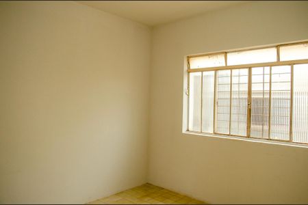 Casa para alugar com 3 quartos, 90m² em Setor Leste Universitário, Goiânia