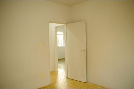Casa para alugar com 3 quartos, 90m² em Setor Leste Universitário, Goiânia