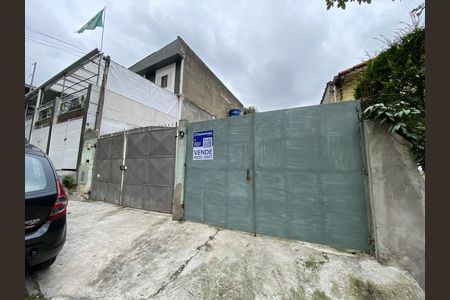 Fachada  de casa à venda com 1 quarto, 158m² em Vila Albano, São Paulo