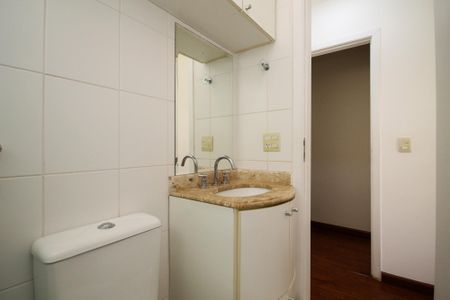 Casa de condomínio para alugar com 189m², 4 quartos e 3 vagas Casa de condomínio para alugar com 189m², 4 quartos e 3 vagasBanheiro Suíte 2