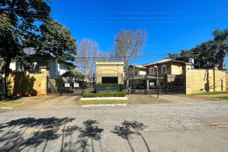 Casa de condomínio para alugar com 189m², 4 quartos e 3 vagas Casa de condomínio para alugar com 189m², 4 quartos e 3 vagasFachada Condomínio