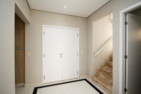 Casa de condomínio para alugar com 189m², 4 quartos e 3 vagas Casa de condomínio para alugar com 189m², 4 quartos e 3 vagasHall Entrada