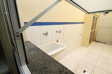 Casa de condomínio para alugar com 189m², 4 quartos e 3 vagas Casa de condomínio para alugar com 189m², 4 quartos e 3 vagasLavanderia
