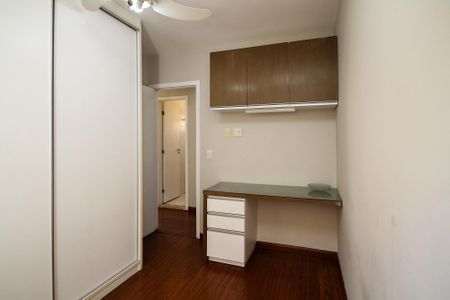 Casa de condomínio para alugar com 189m², 4 quartos e 3 vagas Casa de condomínio para alugar com 189m², 4 quartos e 3 vagasQuarto 1