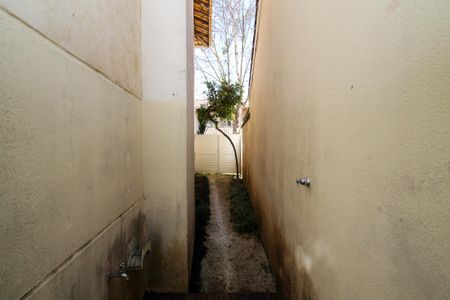 Casa de condomínio para alugar com 189m², 4 quartos e 3 vagas Casa de condomínio para alugar com 189m², 4 quartos e 3 vagasCorredor Externo