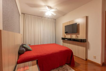 Apartamento à venda com 140m², 4 quartos e 2 vagas Apartamento à venda com 140m², 4 quartos e 2 vagasQuarto