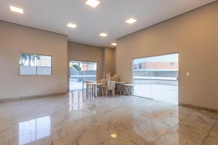 Apartamento à venda com 140m², 4 quartos e 2 vagas Apartamento à venda com 140m², 4 quartos e 2 vagasSalão/ Área Externa