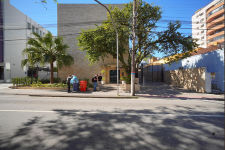Fachada de apartamento para alugar com 3 quartos, 65m² em Centro, Florianópolis