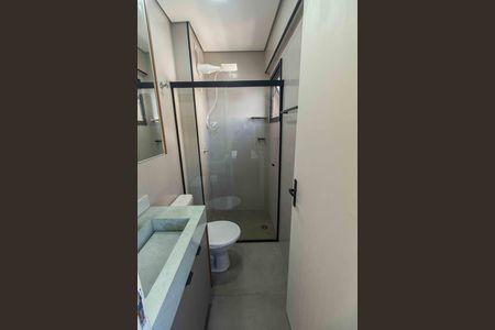 Banheiro de kitnet/studio para alugar com 1 quarto, 30m² em Vila Mariana, São Paulo