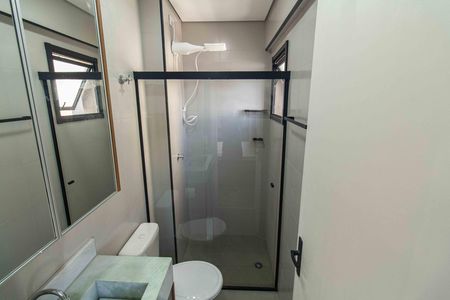 Banheiro de kitnet/studio para alugar com 1 quarto, 30m² em Vila Mariana, São Paulo