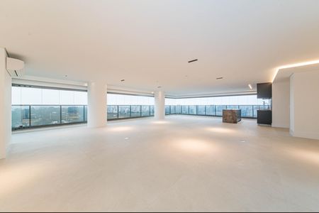 Apartamento para alugar com 3 quartos, 384m² em Jardim Fonte do Morumbi, São Paulo