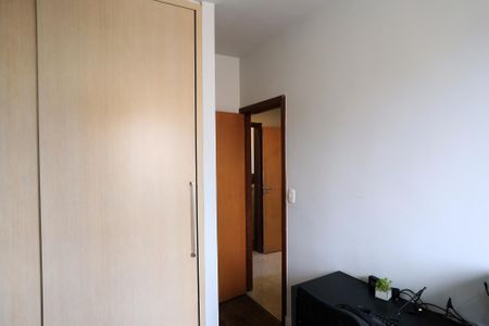 Apartamento à venda com 110m², 4 quartos e 2 vagas Apartamento à venda com 110m², 4 quartos e 2 vagasQuarto 1