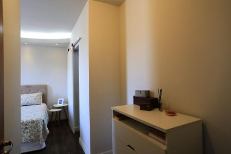 Apartamento à venda com 110m², 4 quartos e 2 vagas Apartamento à venda com 110m², 4 quartos e 2 vagasSuíte