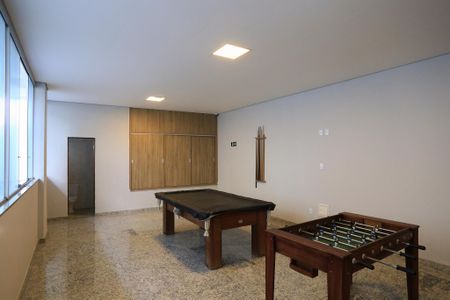Apartamento à venda com 110m², 4 quartos e 2 vagas Apartamento à venda com 110m², 4 quartos e 2 vagasSalão de jogos