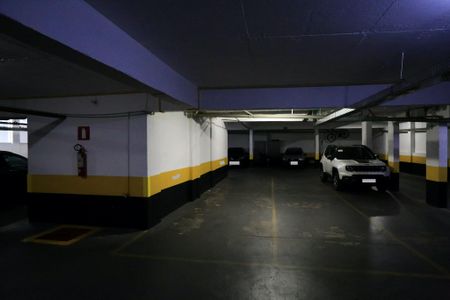 Apartamento à venda com 110m², 4 quartos e 2 vagas Apartamento à venda com 110m², 4 quartos e 2 vagasGaragem