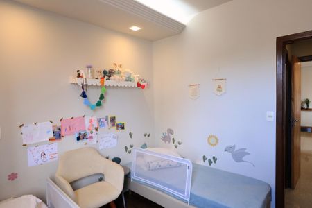 Apartamento à venda com 110m², 4 quartos e 2 vagas Apartamento à venda com 110m², 4 quartos e 2 vagasQuarto