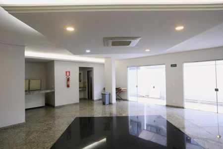 Apartamento à venda com 110m², 4 quartos e 2 vagas Apartamento à venda com 110m², 4 quartos e 2 vagasÁrea comum - Salão de festas
