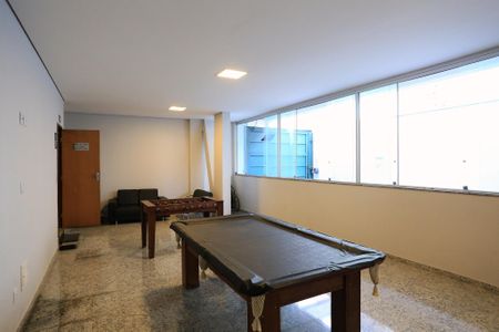 Apartamento à venda com 110m², 4 quartos e 2 vagas Apartamento à venda com 110m², 4 quartos e 2 vagasSalão de jogos