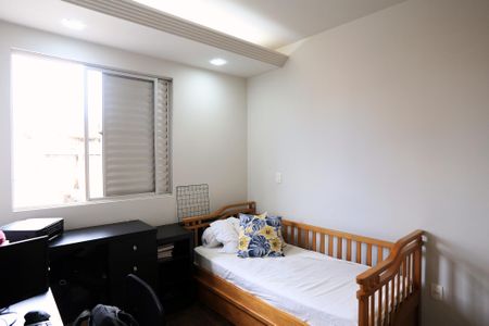 Apartamento à venda com 110m², 4 quartos e 2 vagas Apartamento à venda com 110m², 4 quartos e 2 vagasQuarto 1