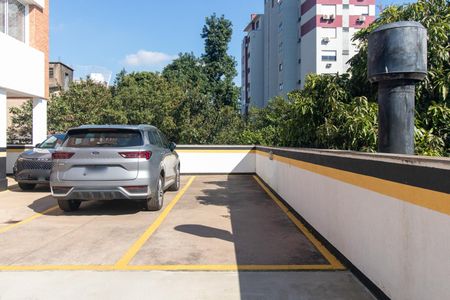 Garagem de apartamento à venda com 3 quartos, 92m² em Jardim Botânico, Porto Alegre