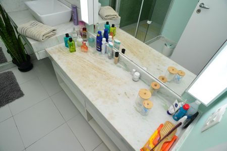 Apartamento para alugar com 313m², 5 quartos e 3 vagas Apartamento para alugar com 313m², 5 quartos e 3 vagasBanheiro Suíte