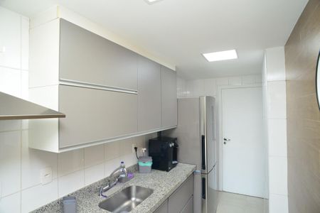 Cozinha de apartamento para alugar com 5 quartos, 313m² em Barra da Tijuca, Rio de Janeiro