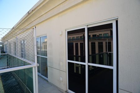 Apartamento para alugar com 313m², 5 quartos e 3 vagas Apartamento para alugar com 313m², 5 quartos e 3 vagasVaranda