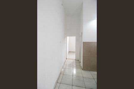Corredor de apartamento para alugar com 2 quartos, 60m² em Jardim Regina Alice, Barueri
