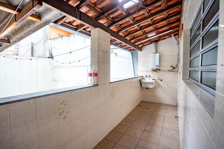 Área de serviço  de casa para alugar com 3 quartos, 250m² em Vila Santa Luzia, São Bernardo do Campo
