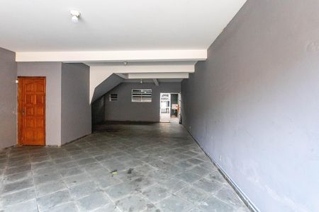 Casa para alugar com 360m², 4 quartos e 5 vagasGaragem 