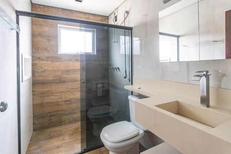 Casa para alugar com 360m², 4 quartos e 5 vagasBanheiro da suíte 