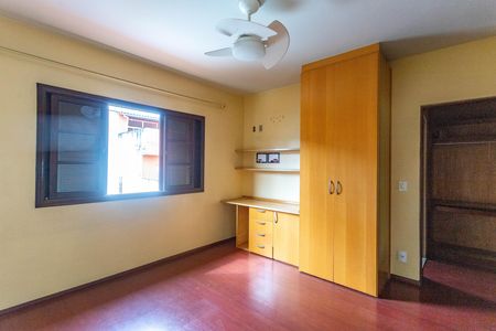 Casa para alugar com 360m², 4 quartos e 5 vagasSuíte 