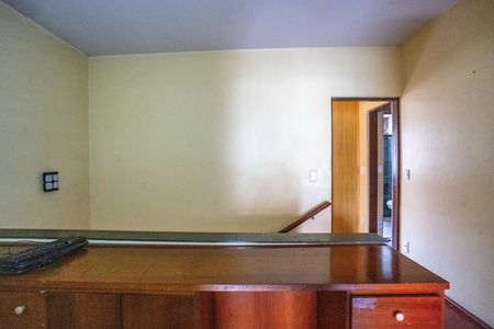 Casa para alugar com 360m², 4 quartos e 5 vagasHall da escada 