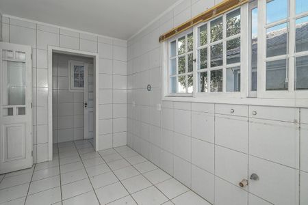 Cozinha de casa para alugar com 3 quartos, 250m² em Jardim Itu, Porto Alegre