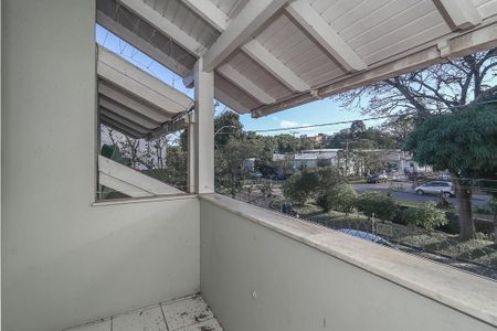 Varanda de casa para alugar com 3 quartos, 250m² em Jardim Itu, Porto Alegre