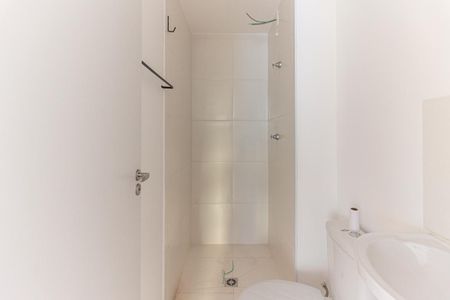 Banheiro de kitnet/studio para alugar com 1 quarto, 27m² em Campos Elíseos, São Paulo