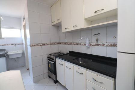 Cozinha de apartamento para alugar com 2 quartos, 80m² em Costa Azul, Salvador