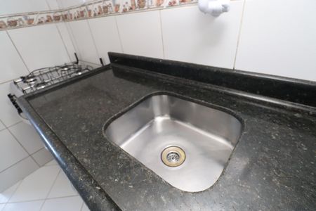 Cozinha de apartamento para alugar com 2 quartos, 80m² em Costa Azul, Salvador