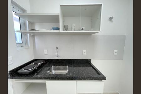 Studio - Sala/Cozinha de kitnet/studio para alugar com 1 quarto, 15m² em Cidade São Francisco, São Paulo