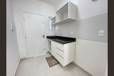Studio - Sala/Cozinha de kitnet/studio para alugar com 1 quarto, 15m² em Cidade São Francisco, São Paulo