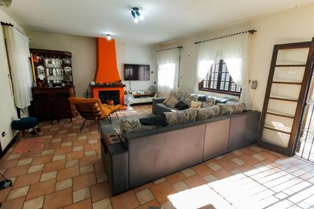 Sala de casa à venda com 3 quartos, 234m² em Parque das Cigarreiras, Taboão da Serra