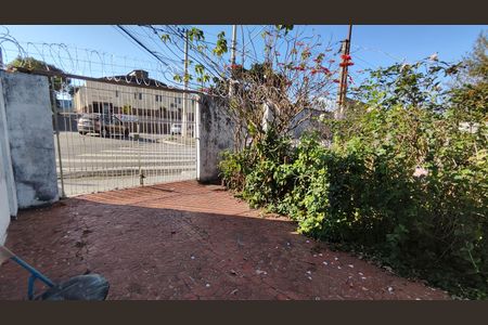 Quintal de casa à venda com 2 quartos, 70m² em Vila Danubio Azul, São Paulo