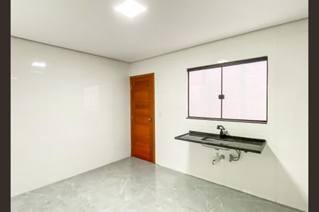 Cozinha  de casa à venda com 2 quartos, 80m² em Vila Paranagua, São Paulo