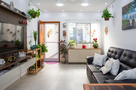 Casa à venda com 2 quartos, 87m² em Parque Sao Rafael, São Paulo